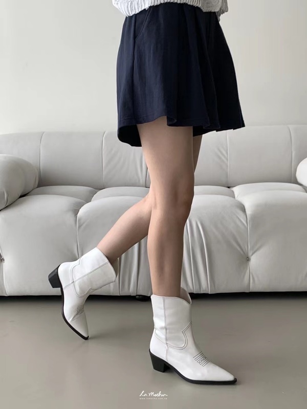 刺繡尖頭西部靴(偏小半號)